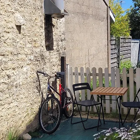 Maison Typique Domino Centre Дом отдыха Сен-Жорж-д'Олерон